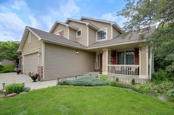 18546 85th AVE N, Maple Grove, MN 55311