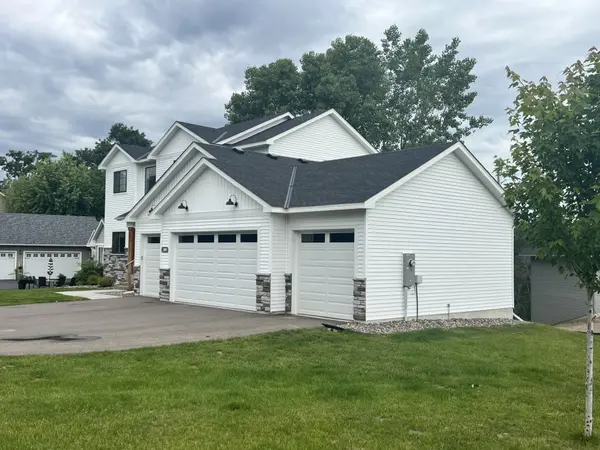 13891 10th AVE S, Zimmerman, MN 55398