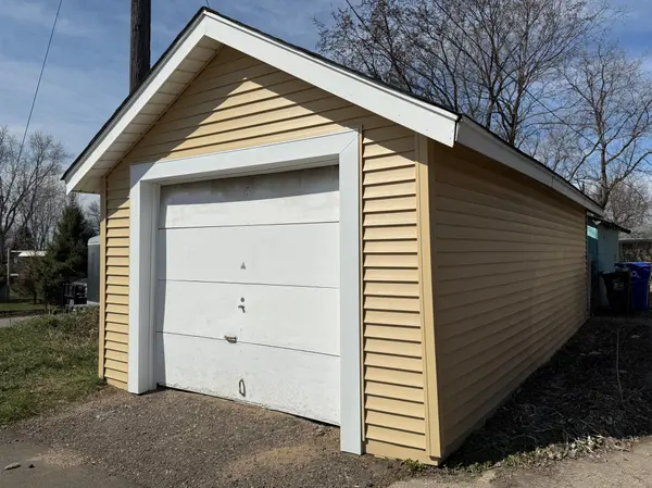 1603 Hudson RD, Saint Paul, MN 55106