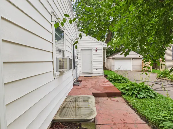 2940 Sumter AVE S, Saint Louis Park, MN 55426