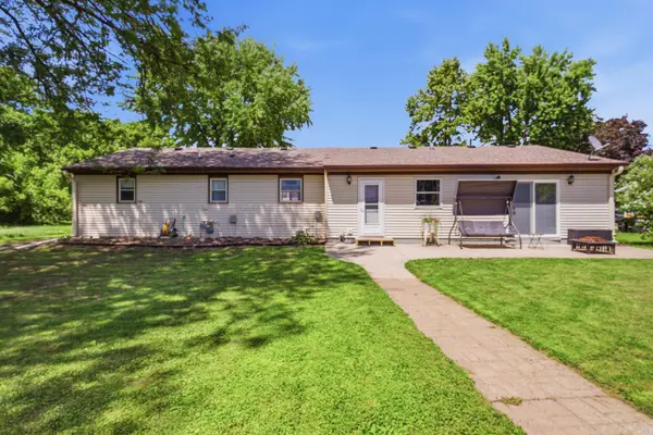 613 E Elm AVE, Olivia, MN 56277