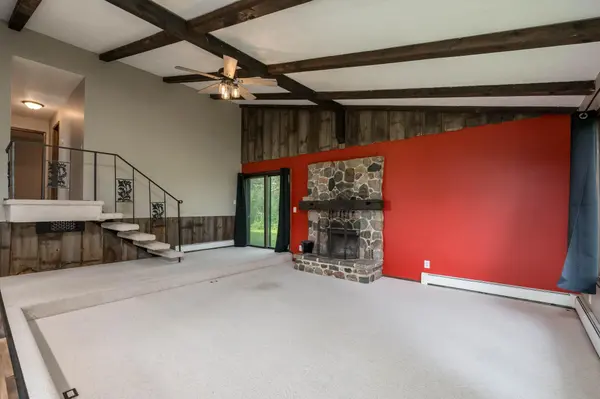 56977 142nd ST, Mapleton, MN 56065