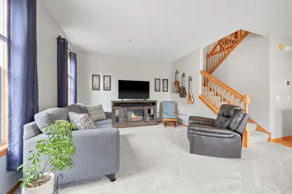 1246 Chateau AVE #409, Maplewood, MN 55109