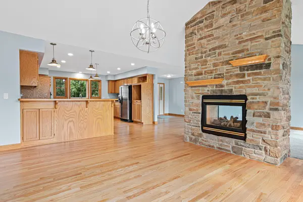 59 Dakota AVE, Elko New Market, MN 55054