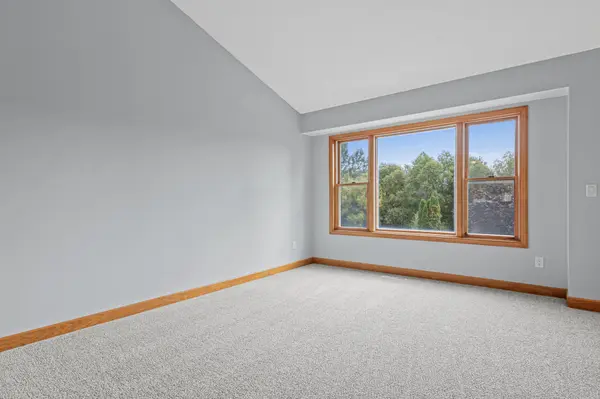 59 Dakota AVE, Elko New Market, MN 55054