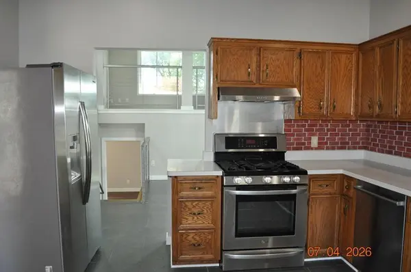 1007 Briar Creek RD, Eagan, MN 55123