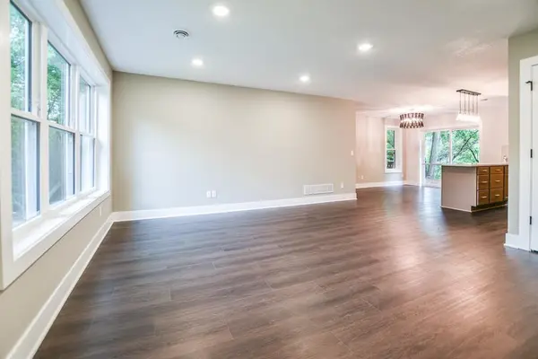 5436 Rowland Rd, Minnetonka, MN 55343