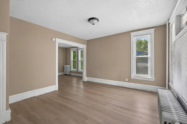 1136 Edgerton ST, Saint Paul, MN 55130