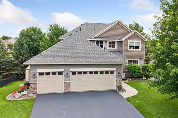 662 Jutland AVE, Shakopee, MN 55379