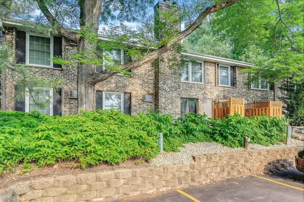 4424 Cedar Lake RD S #1, Saint Louis Park, MN 55416