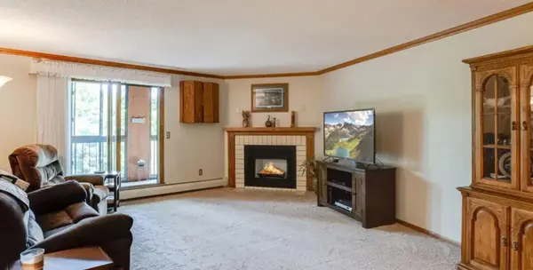 1011 41st AVE NE #220, Columbia Heights, MN 55421