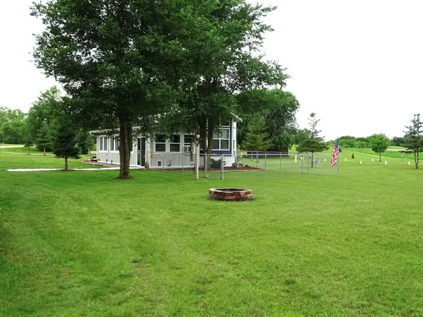 N1041 Prairie Rose DR, Pepin, WI 54759