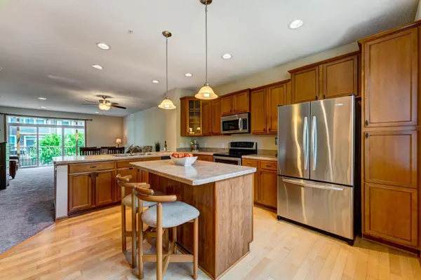 11939 Emery Village DR N #2, Champlin, MN 55316