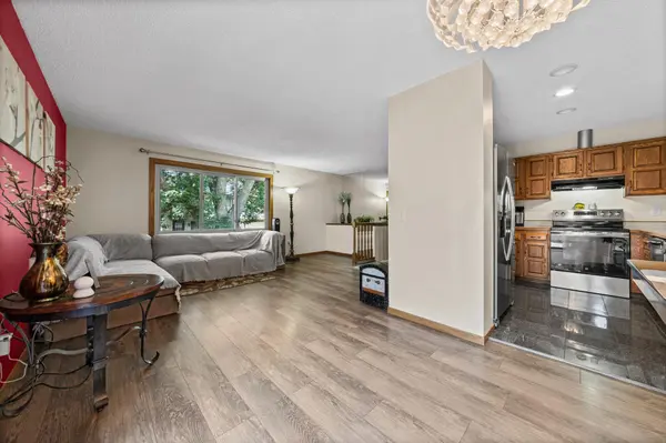5533 Aldrich DR N, Brooklyn Center, MN 55430