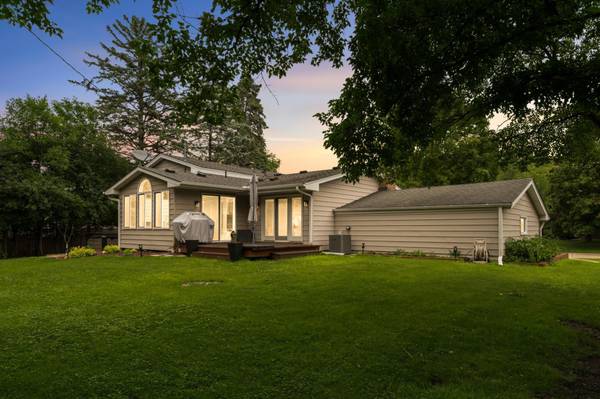 6620 Limerick LN, Edina, MN 55439