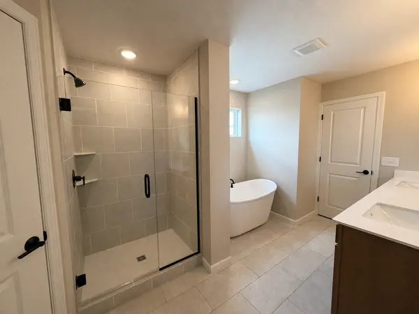 15033 Ashtown LN, Rosemount, MN 55068