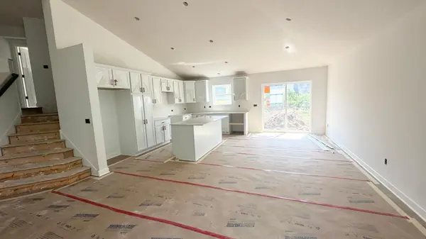 1908 Dogwood CT, Carver, MN 55315