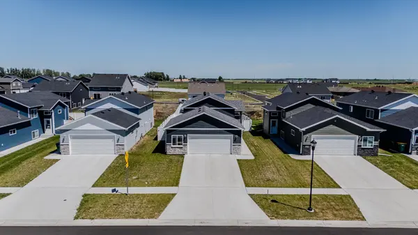 6738 Joseph ST, Horace, ND 58047