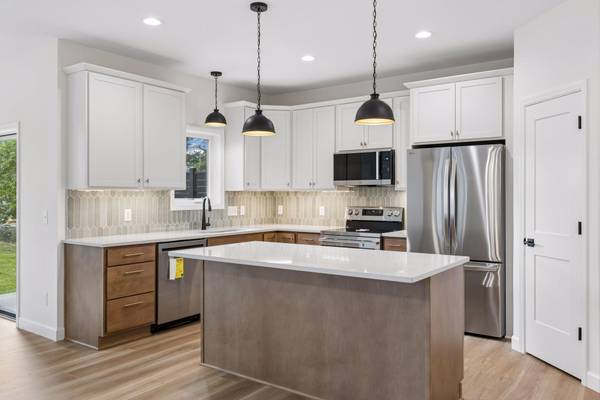 7205 62nd AVE N, New Hope, MN 55428