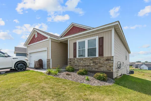 10112 188th AVE NW, Elk River, MN 55330