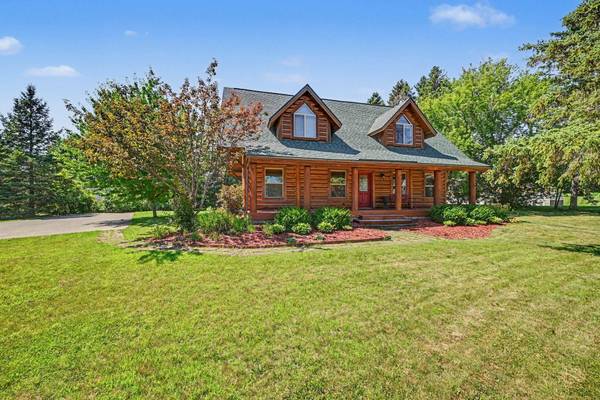 1030 Lokhorst ST, Baldwin, WI 54002