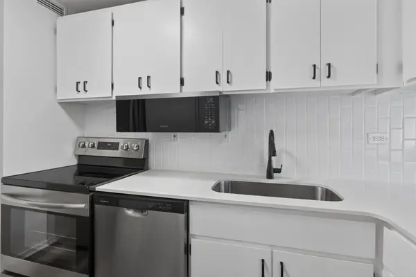 19 S 1st ST #B305, Minneapolis, MN 55401