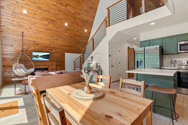 23730 Foothills DR, Deerwood, MN 56444
