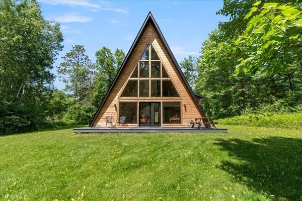 23730 Foothills DR, Deerwood, MN 56444