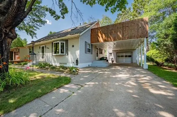 1403 SW 1st AVE, Grand Rapids, MN 55744