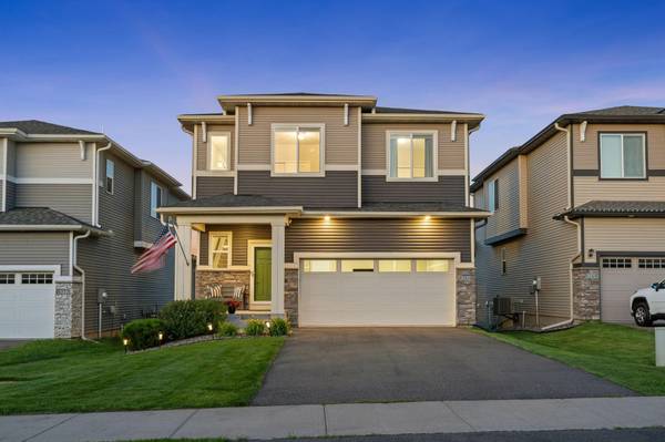 8260 Deerwood LN N, Maple Grove, MN 55369