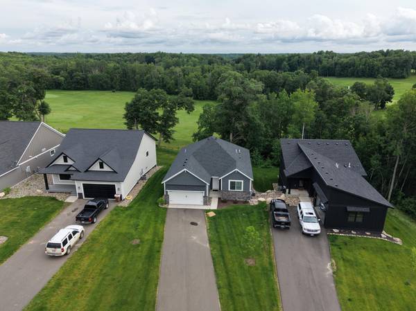 5533 Little Walnut LN, Pequot Lakes, MN 56472