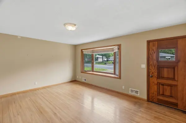8508 Rich AVE S, Bloomington, MN 55437