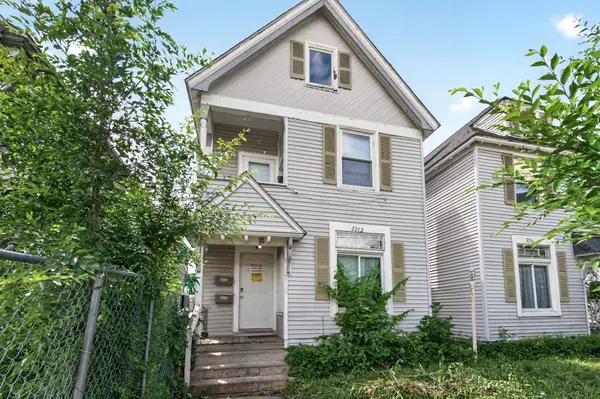 2210 Oakland AVE, Minneapolis, MN 55404