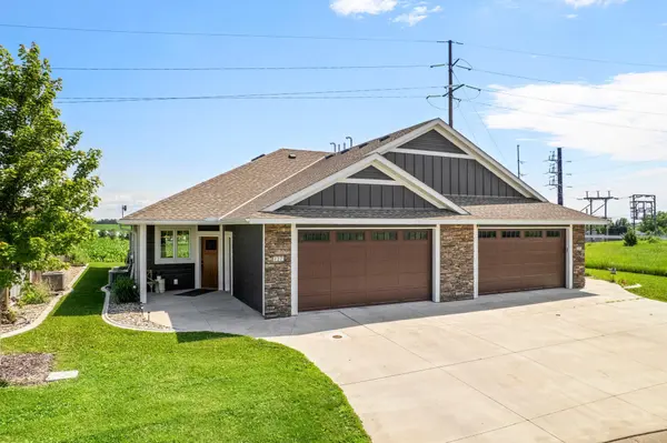 127 Highland CIR, Dassel, MN 55325