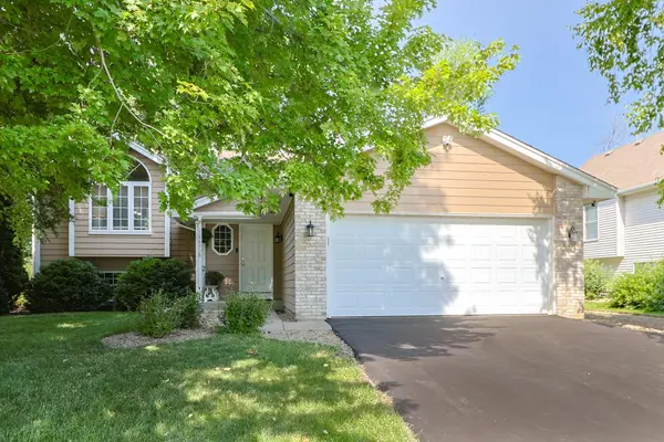 14692 Yosemite AVE S, Savage, MN 55378