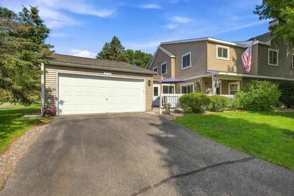 2513 Wimbledon PL, Woodbury, MN 55125