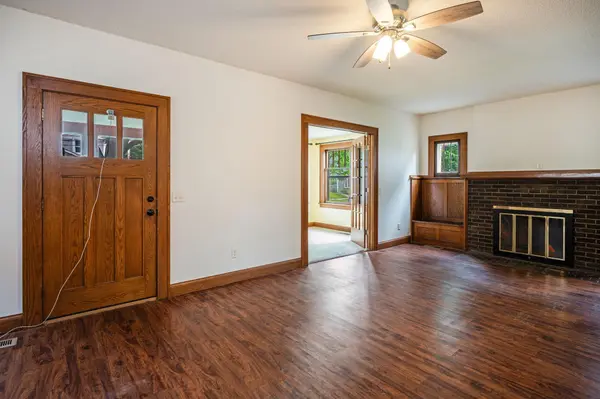 214 Marshall ST, Mankato, MN 56001