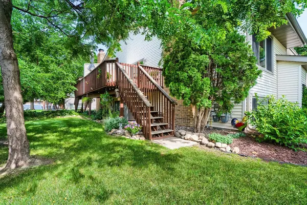1032 1st ST, Farmington, MN 55024