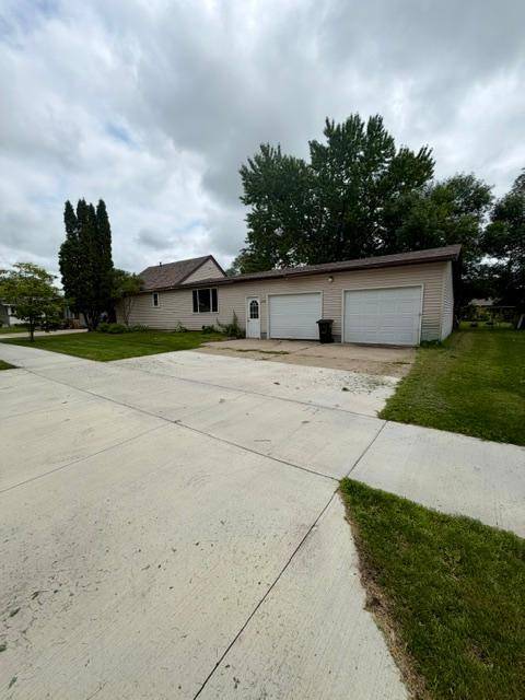 306 SW Brown ST, Verndale, MN 56481