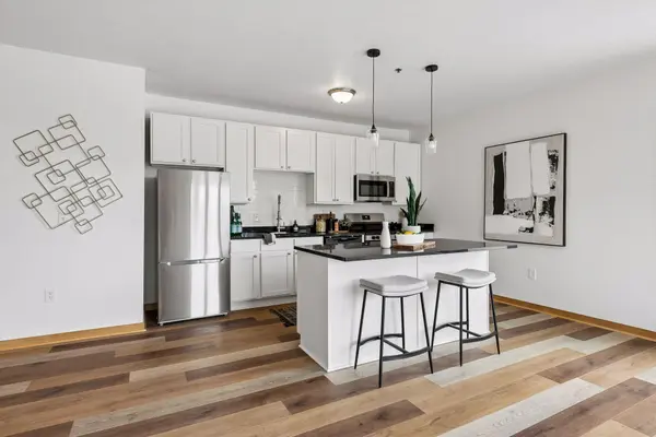 1502 5th ST N #313, Hopkins, MN 55305