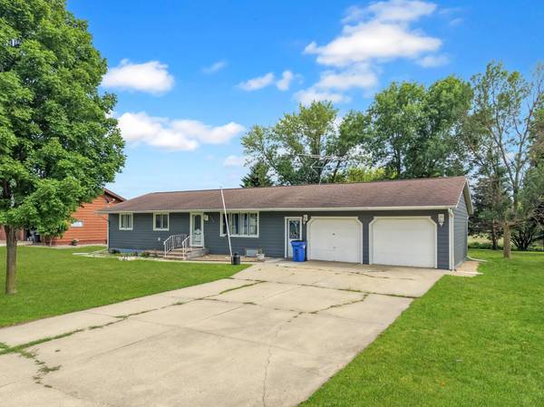 201 Main AVE, Chandler, MN 56122
