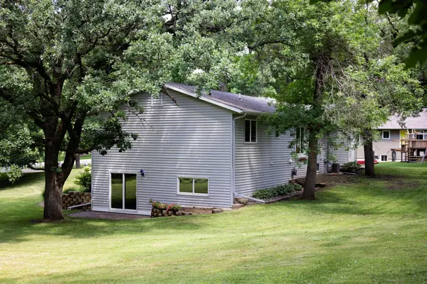 2485 Reeds Villa LN SW, Alexandria, MN 56308