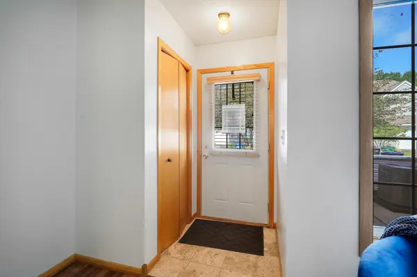 506 Lovell AVE #6, Roseville, MN 55113