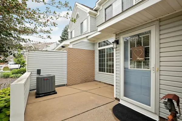 506 Lovell AVE #6, Roseville, MN 55113