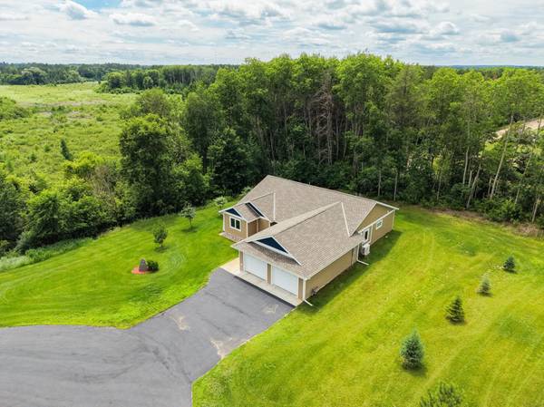 725 Cattail TRL SE, Menahga, MN 56464