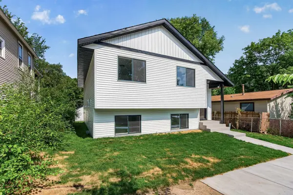 926 Galtier ST, Saint Paul, MN 55117