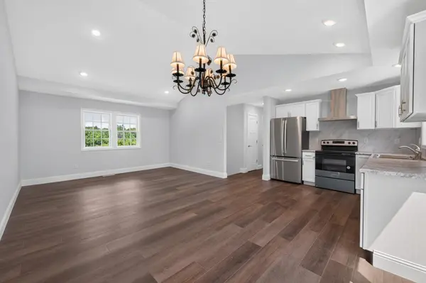 4430 214th AVE NW, Oak Grove, MN 55303