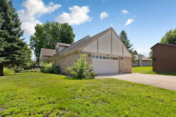 1440 Sunset DR SW, Owatonna, MN 55060