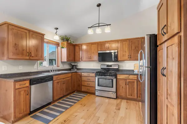 4942 87th ST NE, Monticello, MN 55362