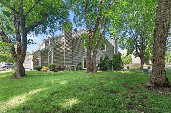 8438 Copperfield WAY #78, Inver Grove Heights, MN 55076